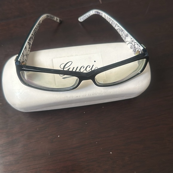Gucci prescription glasses - Picture 6 of 6